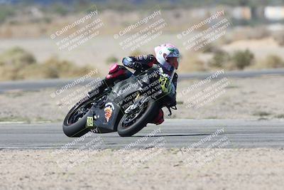 media/Oct-05-2025-CVMA (Sun) [[beeef4f201]]/Race 5-Amateur Supersport Open (Holeshot)/